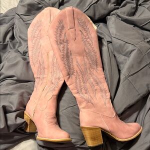 Pink Embroidered Western Boots